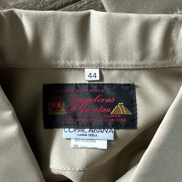 COPACABANA AUTHENTIC YUCATAN GUAYABERA, SIZE MEXICO 44 🇲🇽 - Picture 9 of 15